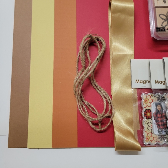 Stampin' Up! Burst Into Bloom Wooden Block Rubber stamp set. - Picture 5 of 5